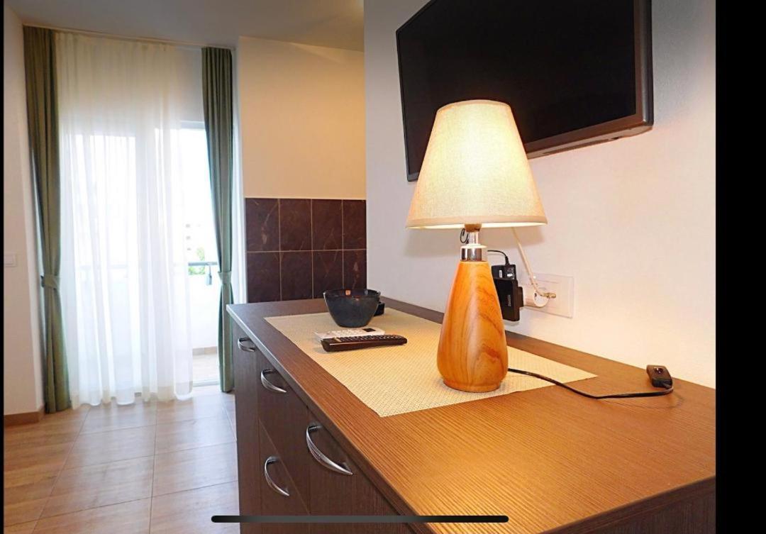 Apartments Lekic Budva Bagian luar foto