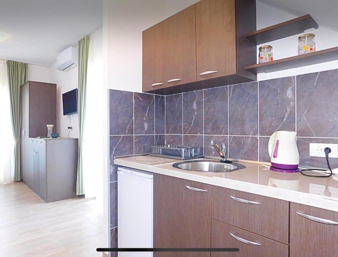 Apartments Lekic Budva Bagian luar foto